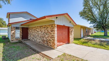 1852 Coral Road