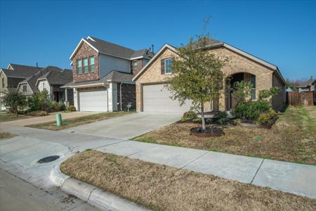 2817 Lenham Lane