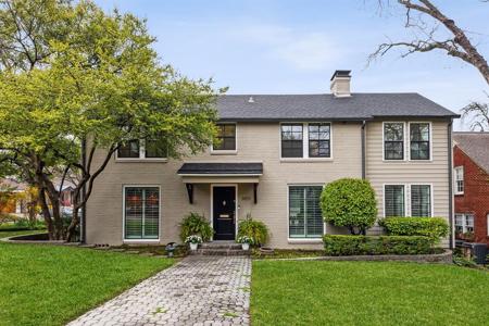 6851 Lorna Lane