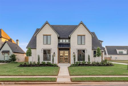 638 Caledonia Drive