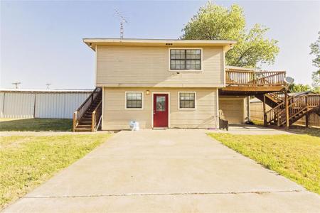81 Hillcrest Circle