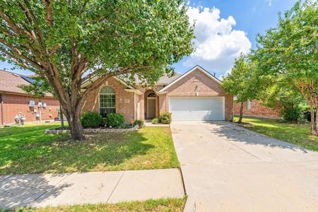 2609 Cowboy Trail
