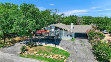 89 Whispering Road
