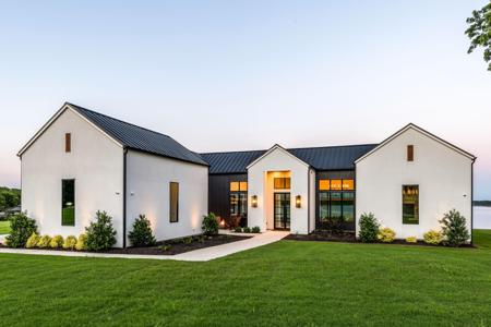 1129 Beacon Shore Road