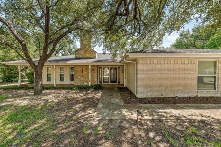 4203 Chaparral Court