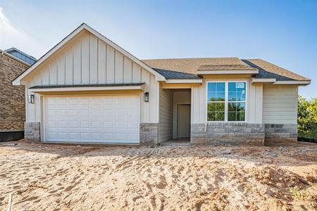 5611 Belaire Circle