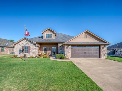 401 Laura Lane