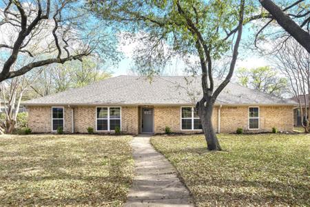 3830 Larkin Lane
