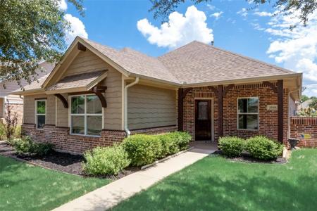 3318 Crystal Clear Court