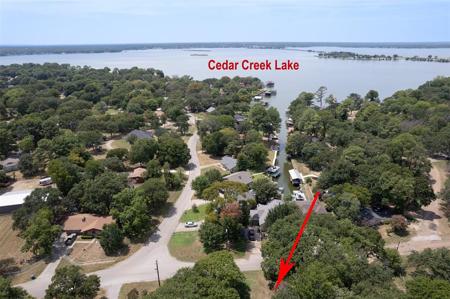Lot 33 and Part 34 Lost Forest Road