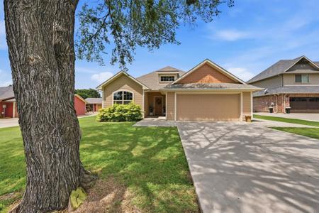 114 Sequoya Drive