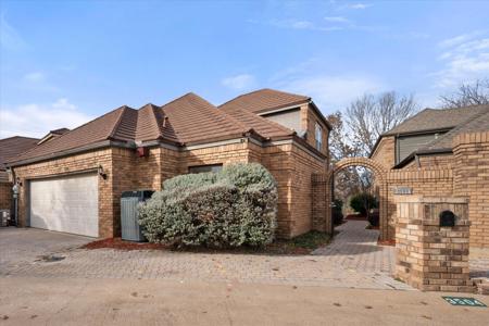 3504 Enchanted Circle