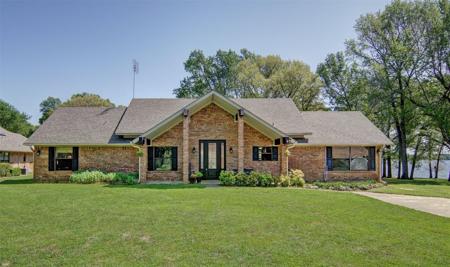 227 Private Road 5885
