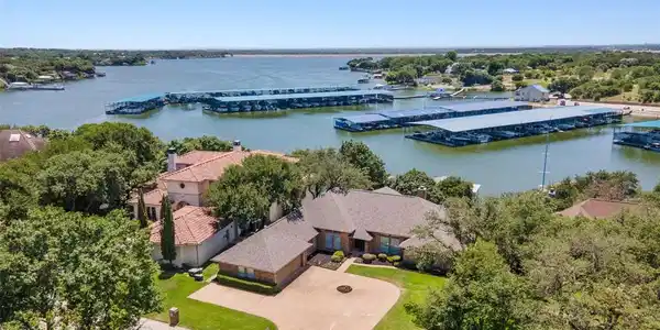 45 Harbour Point Circle