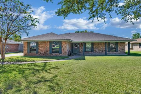 4417 Parkridge Drive