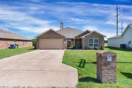 7304 Mistletoe Trail