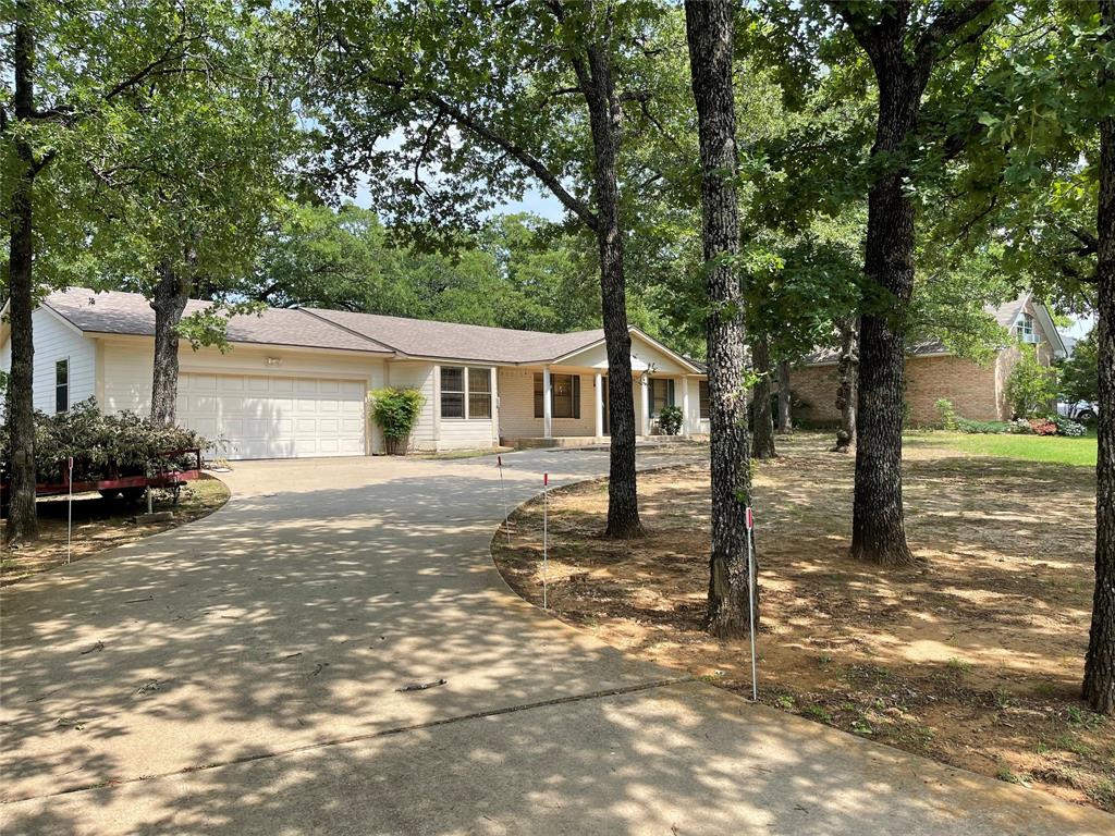 129 Shawnee Drive, Lake Kiowa, TX lhrmls01632790