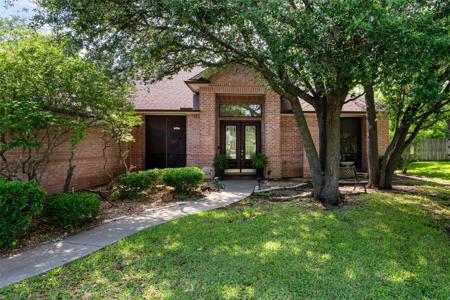 6114 Westover Drive
