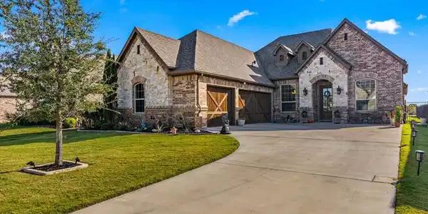 12417 Eagle Narrows Drive