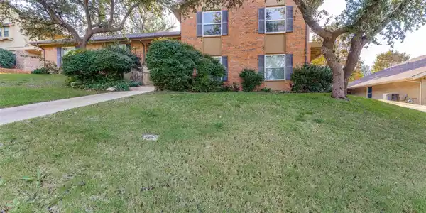7701 Westwind Drive