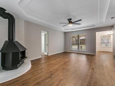 2521 Lone Star Lane