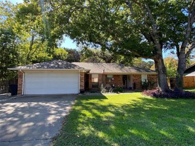 819 Woodhaven Court