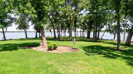 39 Lakeside Drive