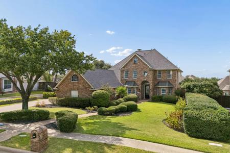 1513 Parkview Drive