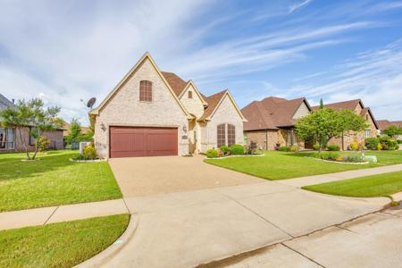 2304 Marseilles Court