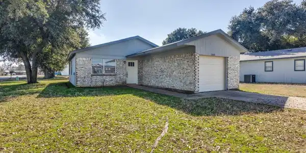1845 Pelican Drive N