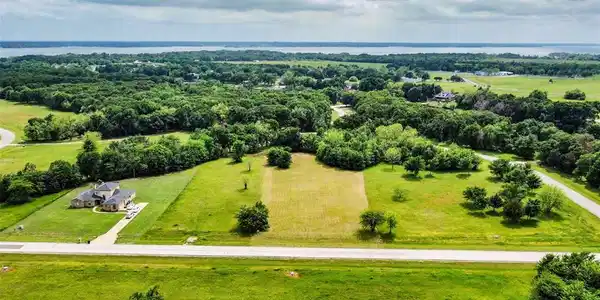 L 71 Clubhouse Drive