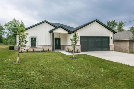 316 Bounding Main Street