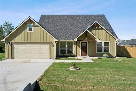 2412 Christine Drive