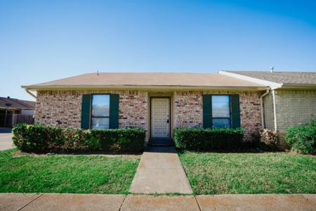 9 E Mountain Creek Court