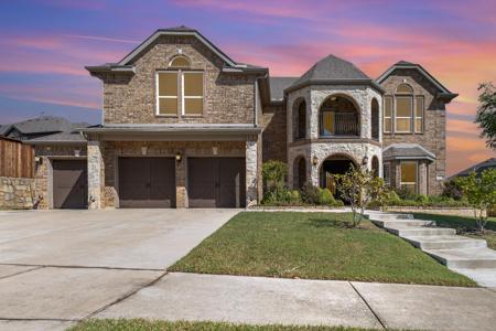 7913 Hudson Bay Lane
