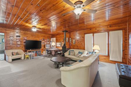 186 Waterview Drive