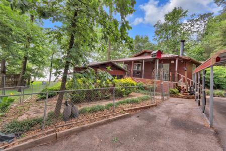 928 Pelican Drive
