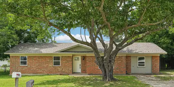 112 Gordon Drive