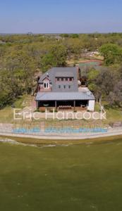 1525 Garza