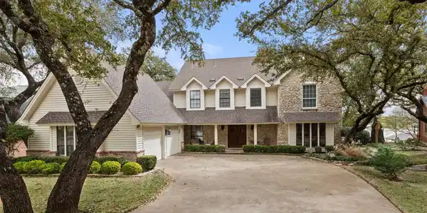 5 Buccaneer Court