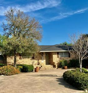 305 County Road 1526
