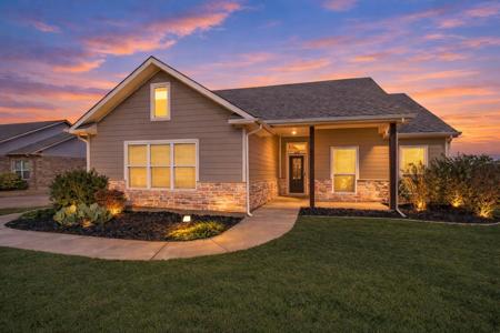 824 E Northside Drive