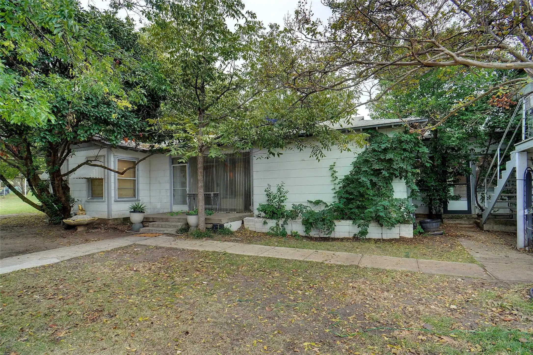 Image 1 Image 1