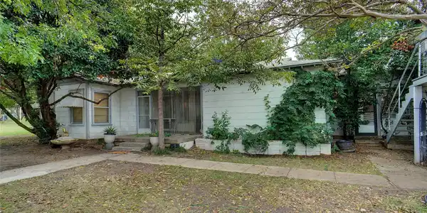 1000 Southeast Parkway