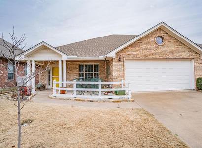 1003 Hayden Court