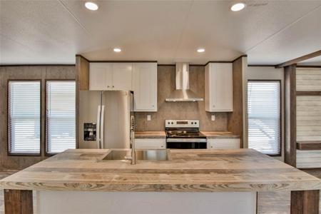 14174 Travis Lane W