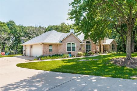 4401 Oak Shores Circle