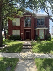 3733 Red Oak Trail