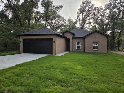 219 W Beachwood Loop