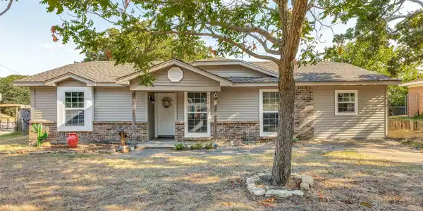 516 Lake Crest Parkway